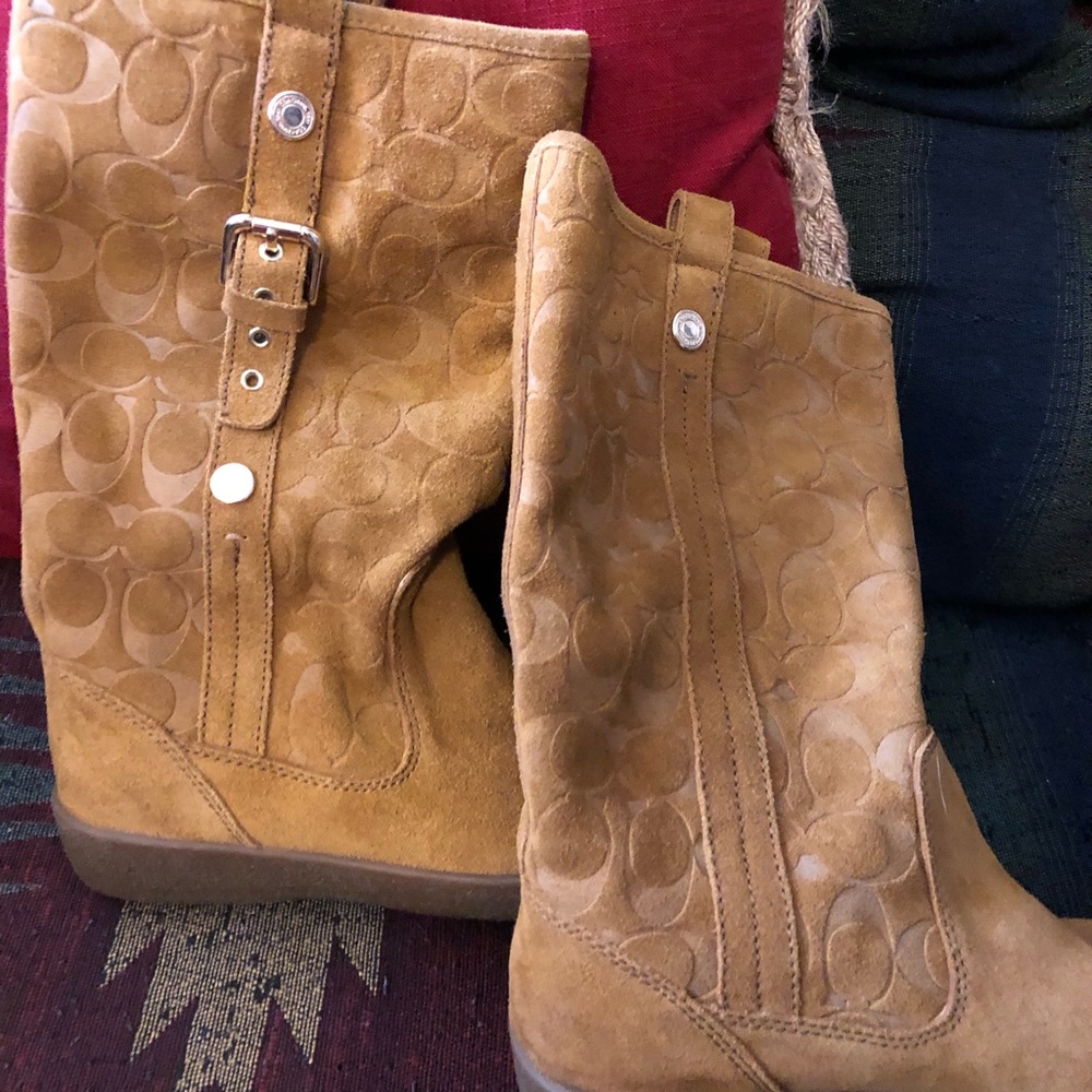 BRAND NEW LEATHER COACH BOOTS